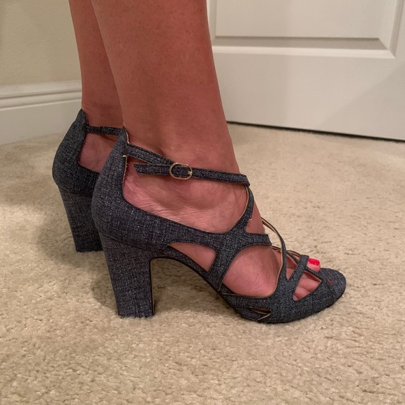 Kelley & Katie Selidia strappy 9.5 3” heels - Picture 4 of 12
